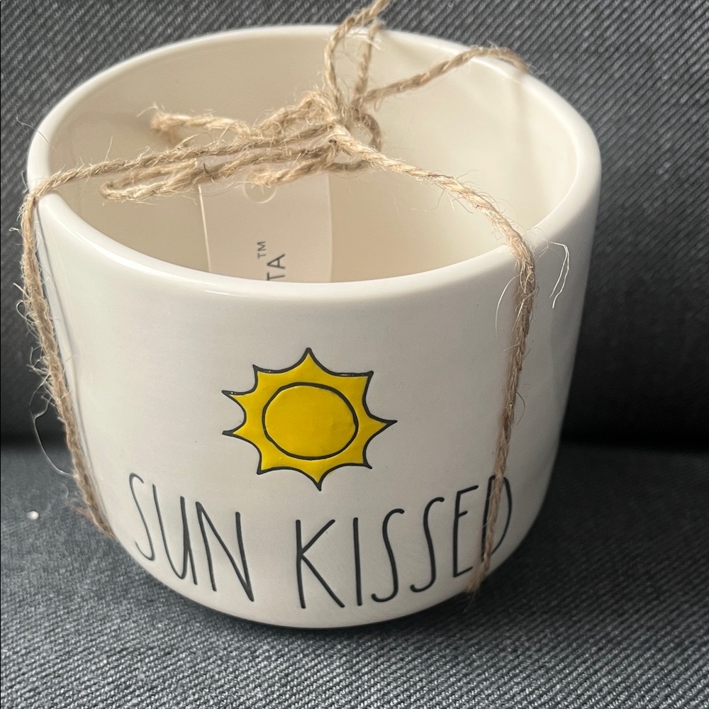 Rae Dunn Mini Sun Kissed White Planter
